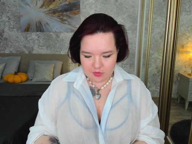 IvoryFlame live cam on BongaCams