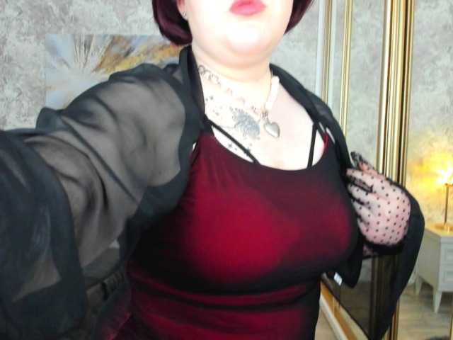 IvoryFlame live cam on BongaCams