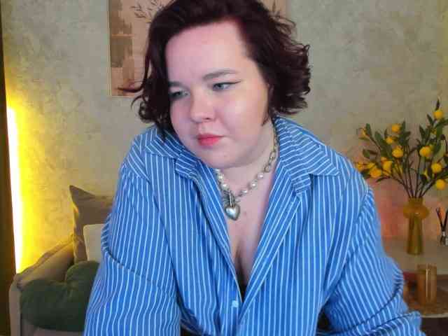 IvoryFlame's webcam live show