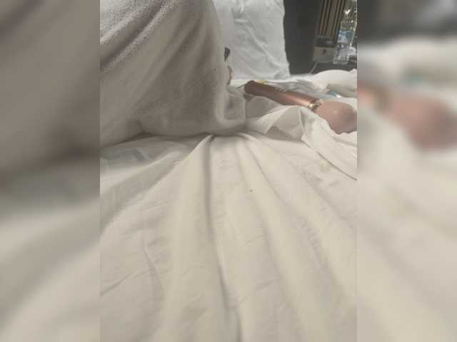 BgHotCouplesBg