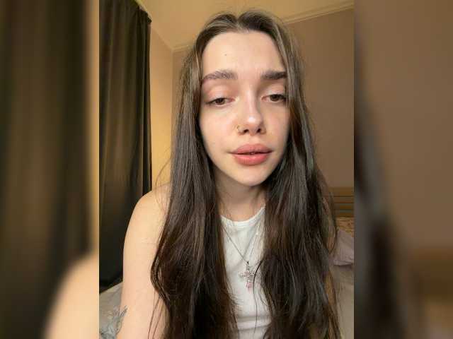 KiskaMi1 live cam on BongaCams