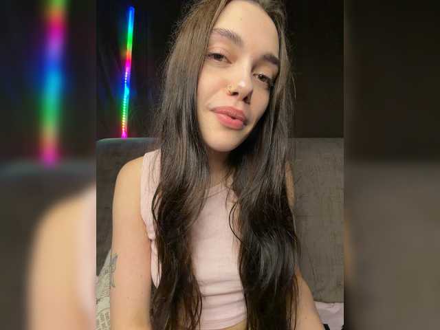 KiskaMi1 live cam on BongaCams