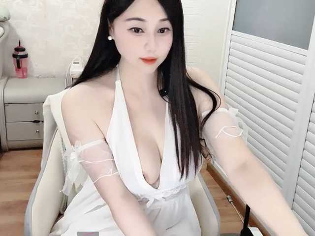 lili00888 live cam on BongaCams