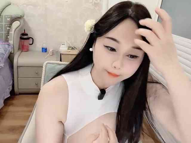 lili00888 webcam