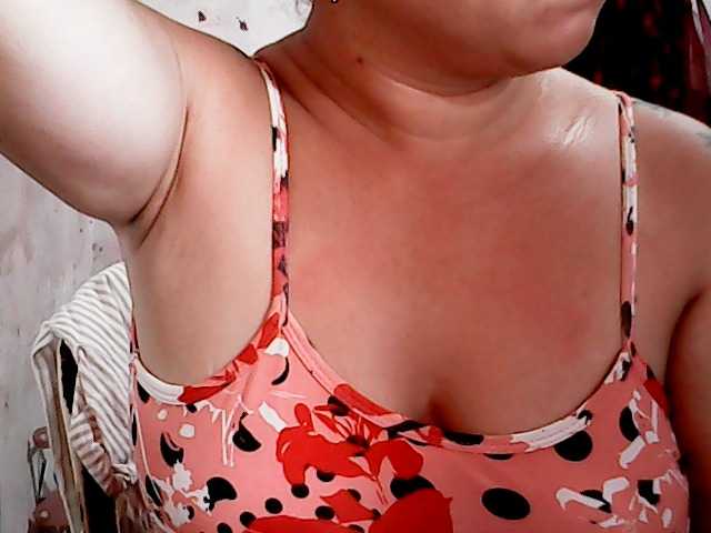 xxlovelybabexx, en directo ahora en BongaCams