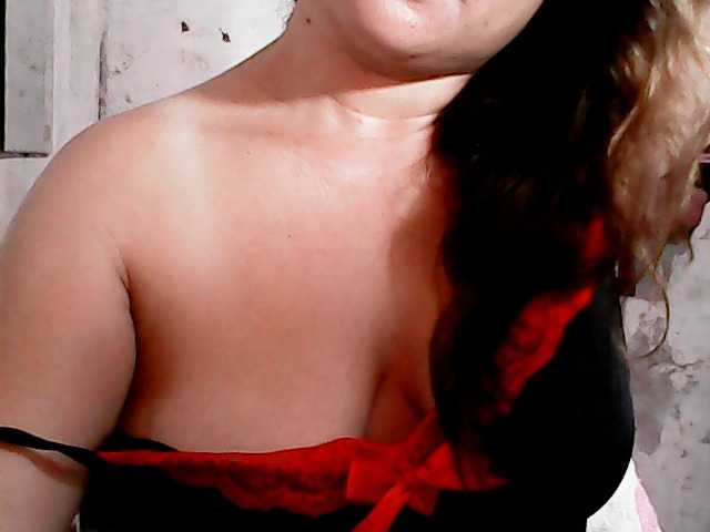 xxlovelybabexx live cam on BongaCams