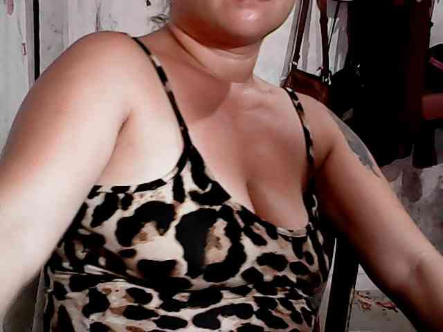 Model: xxhotmama38