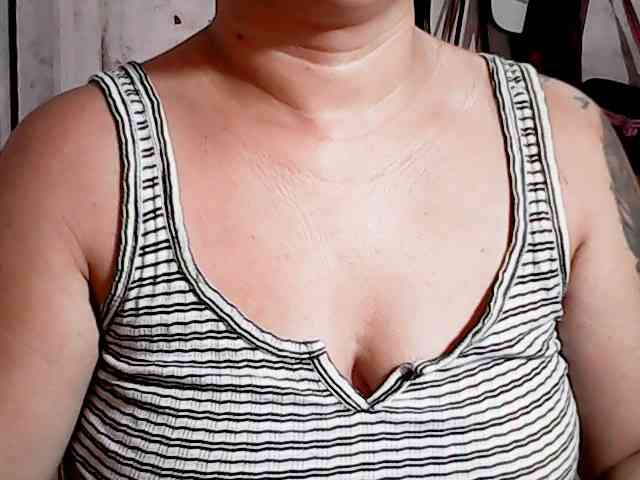 xxhotmama38 webcam