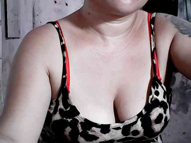 Model: xxhotmama38