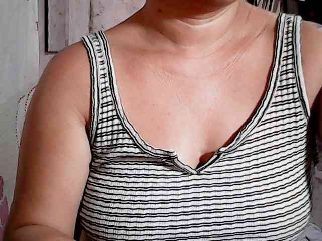 xxhotmama38 webcam