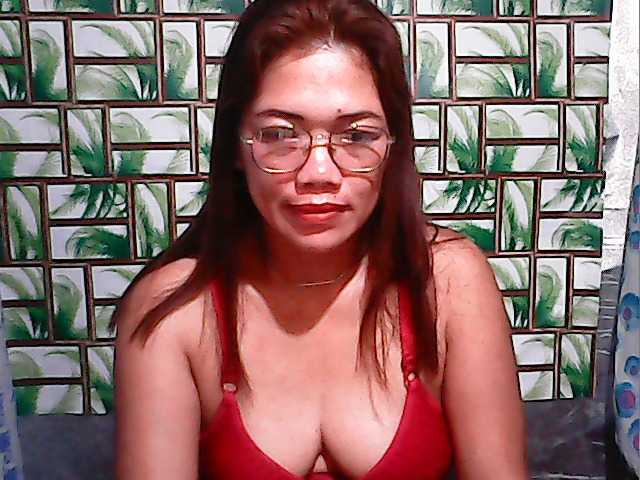 lovelykwen69 live cam on BongaCams