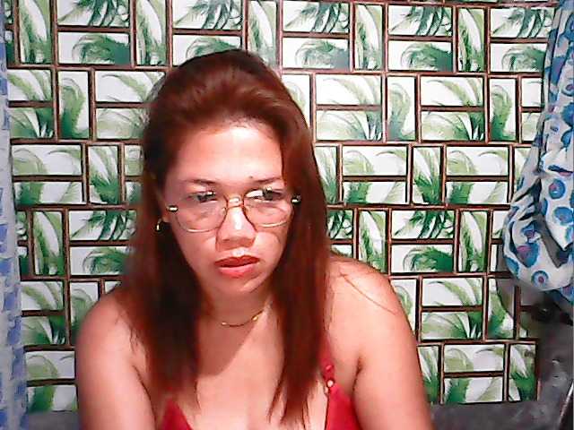 lovelykwen69 live cam on BongaCams