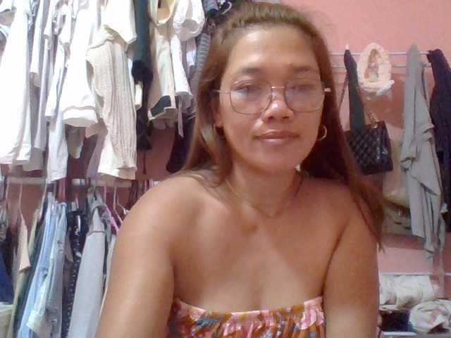 lovelykwen69 live cam on BongaCams