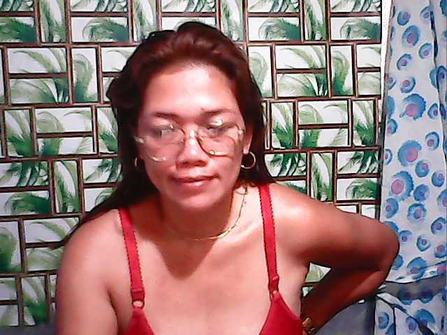 lovelykwen69 live cam on BongaCams
