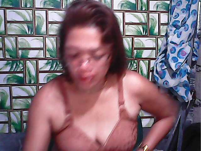 lovelykwen69, en vivo ahora en BongaCams