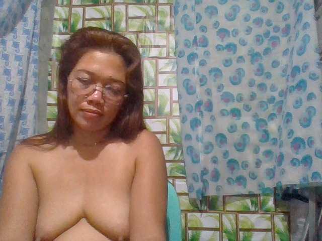 lovelykwen69 live cam on BongaCams