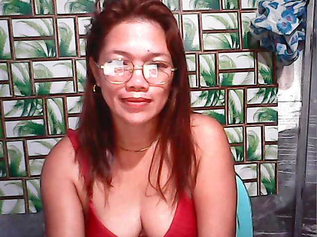 lovelykwen69 live cam on BongaCams