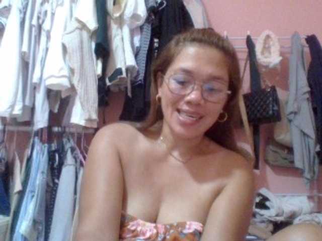 lovelykwen69 live cam on BongaCams