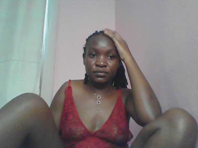 Malaika1 live cam on BongaCams