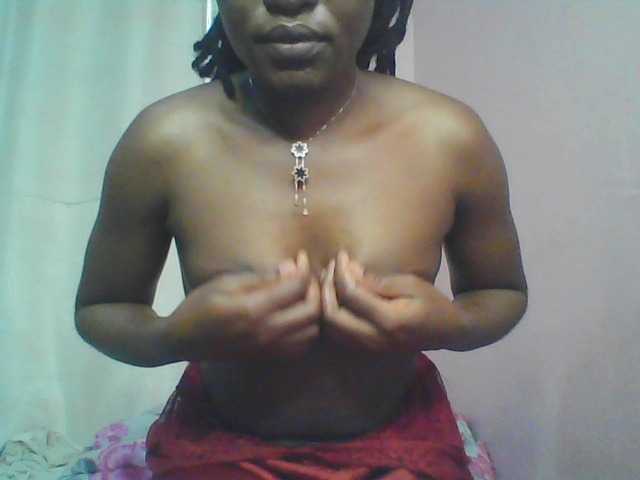 Malaika1 live cam preview