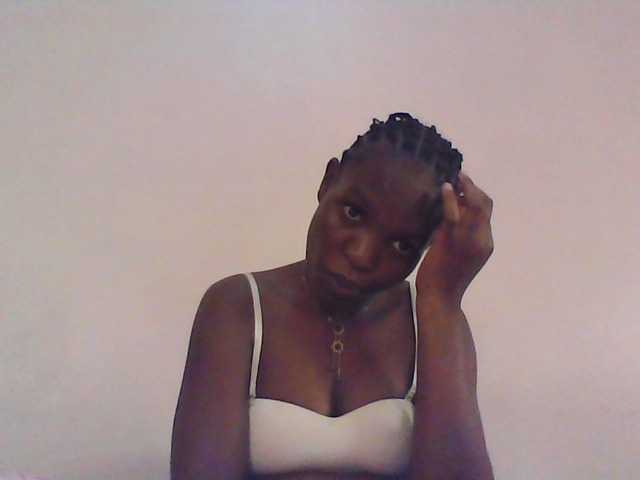 Malaika1 live cam on BongaCams