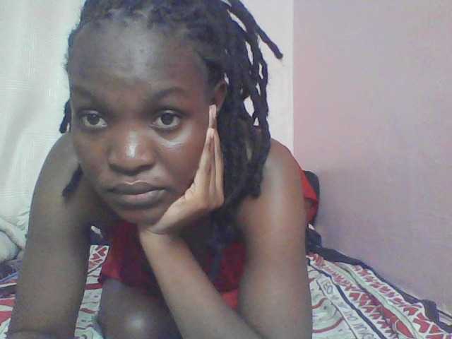 Malaika1 live cam preview