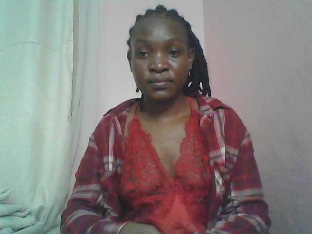 Malaika1 live cam preview