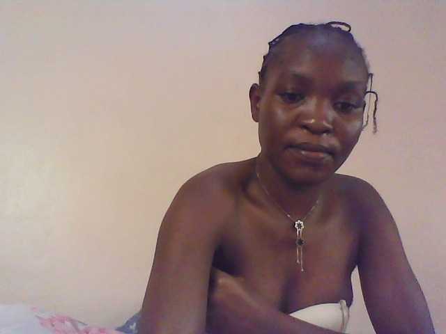Malaika1 live cam on BongaCams