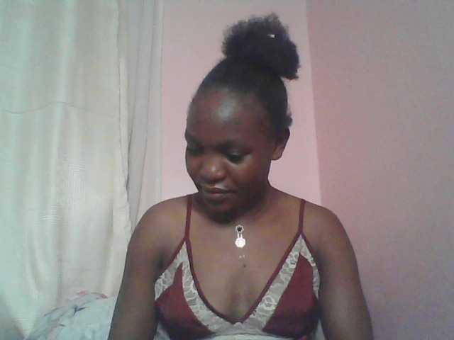 Malaika1 live cam on BongaCams