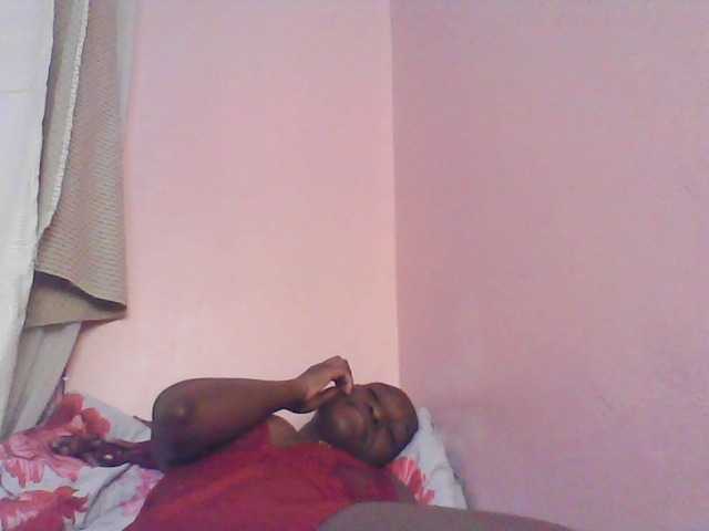 Malaika1 live cam on BongaCams