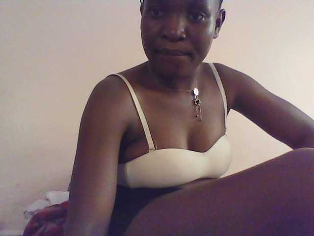 Malaika1 live cam on BongaCams