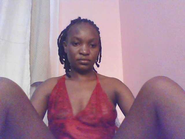 Malaika1 live cam on BongaCams