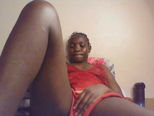 Malaika1 live cam on BongaCams