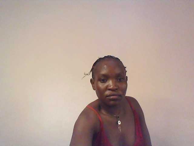 Malaika1 live cam on BongaCams