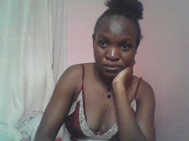 Malaika1 live cam on BongaCams