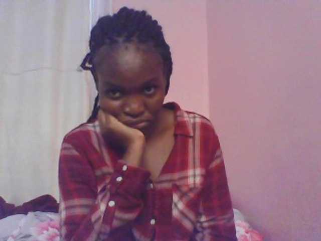 Malaika1 live cam preview