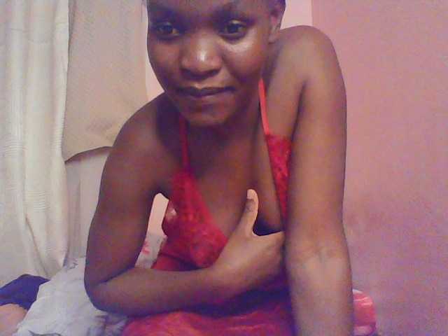 Malaika1 live cam on BongaCams