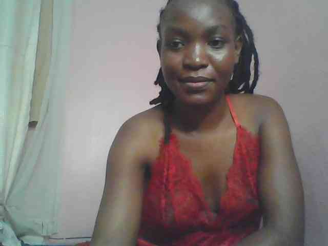 malaika1's live room