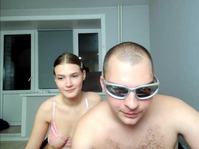 JuliaStrip live cam on BongaCams