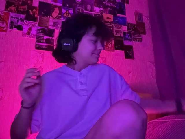 RavenLilleberg live cam on BongaCams