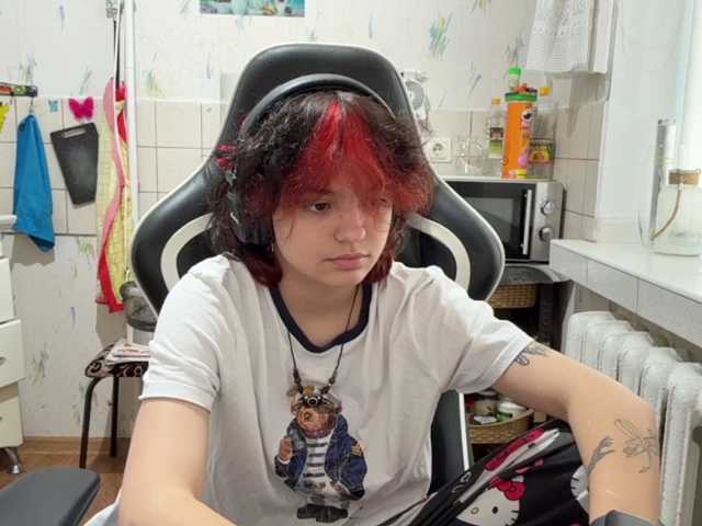 RavenLilleberg live cam on BongaCams