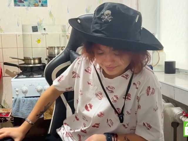 RavenLilleberg live cam on BongaCams
