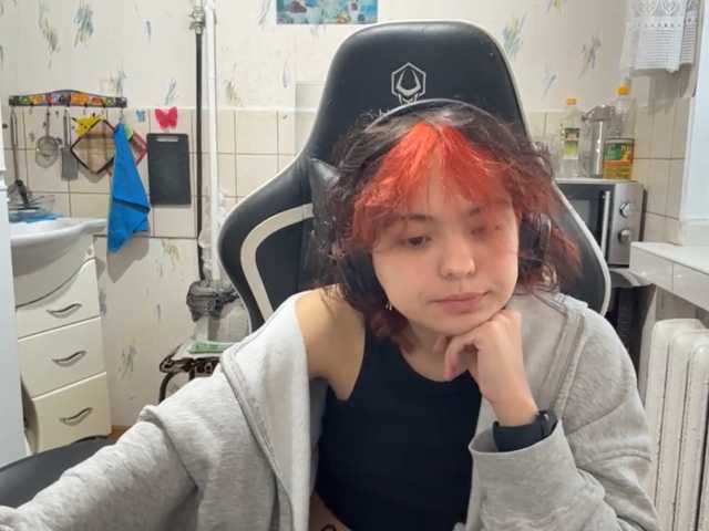 RavenLilleberg live cam on BongaCams