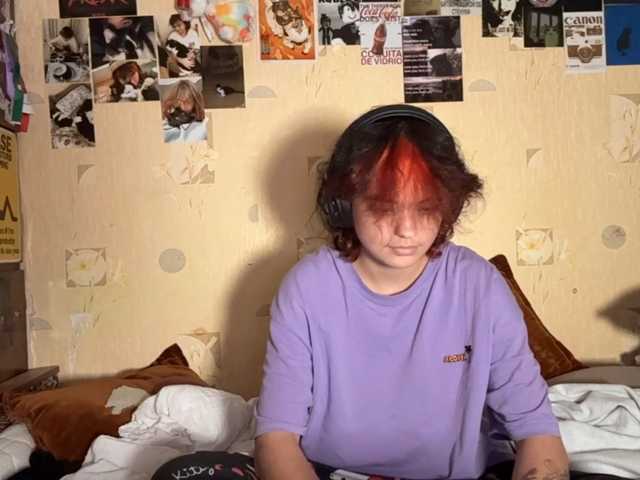RavenLilleberg live cam on BongaCams