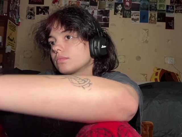RavenLilleberg live cam on BongaCams