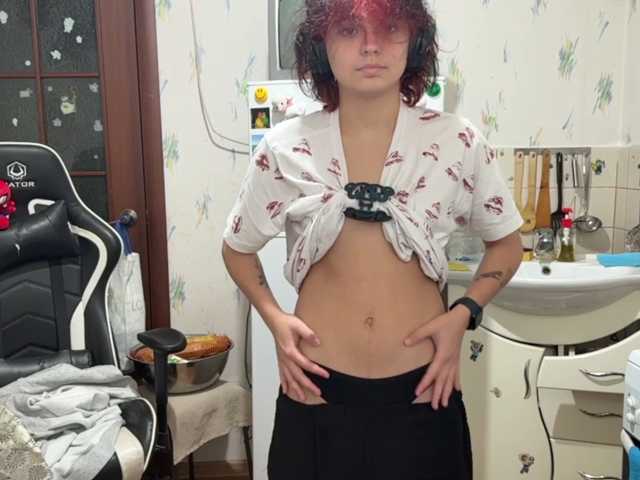 RavenLilleberg live cam on BongaCams