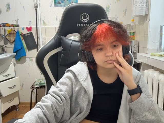 RavenLilleberg live cam on BongaCams