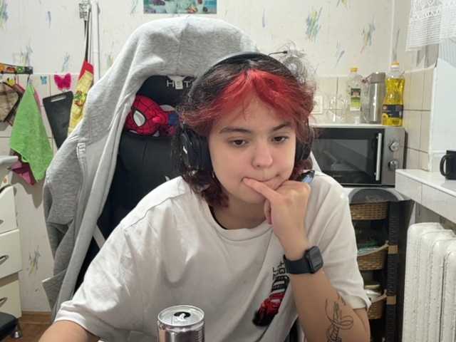 RavenLilleberg live cam on BongaCams