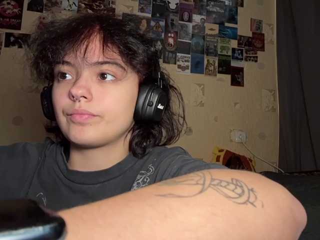 RavenLilleberg live cam on BongaCams