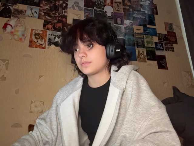 RavenLilleberg live cam on BongaCams